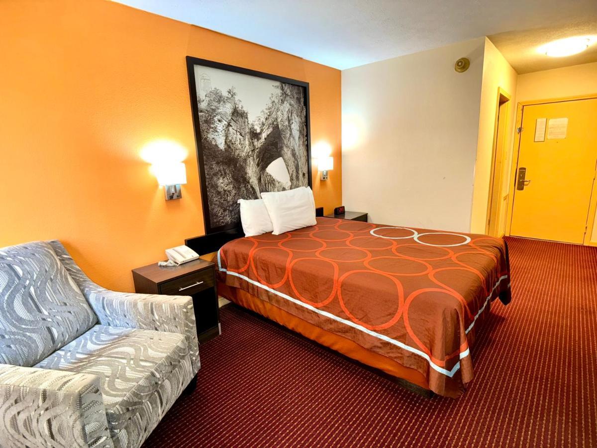 Super 8 By Wyndham Hillsville Exterior foto